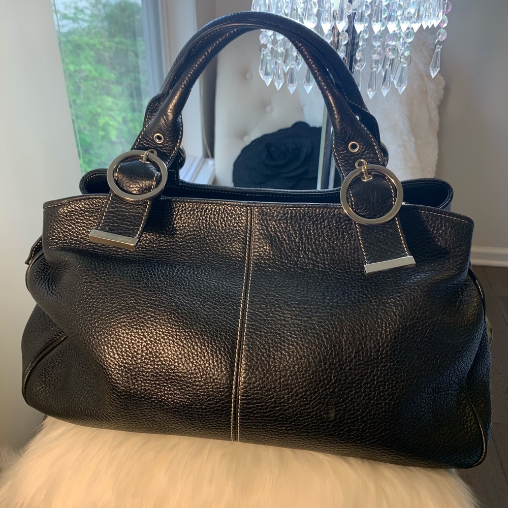 Charles David Genuine Leather Purse